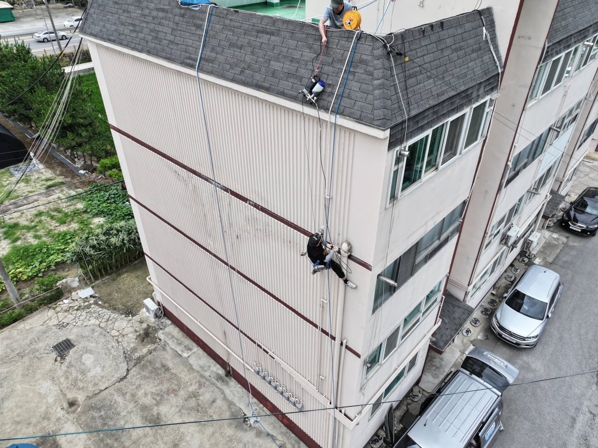 공주 유구읍 만천리 누수탐지 세탁실 바닥 외벽 판넬 접합부 물샘 작업 자료